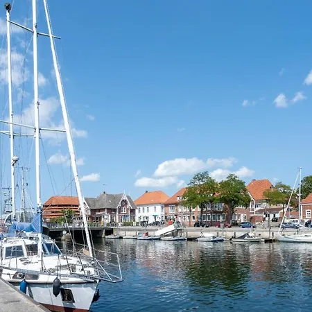 2 Ferienwohnung Am Hafen *